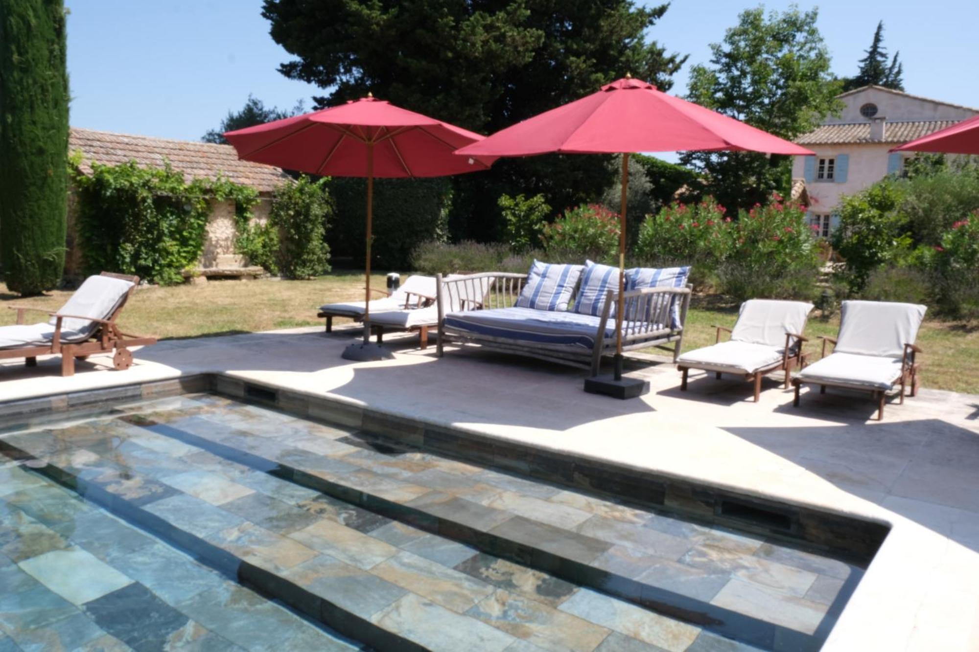 Superbe Mas Provençal 600m2 avec une Superbe Piscine Chauffée et très grand jardin 9000m2, situé au cœur du Luberon en campagne proche de L'Isle sur la Sorgue, 12 personnes, LS2-17 FIGNOULADO Cavaillon Exterior foto