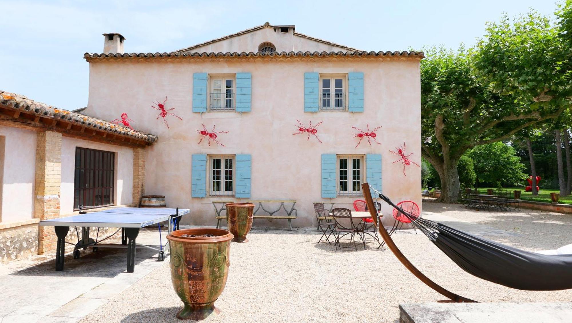 Superbe Mas Provençal 600m2 avec une Superbe Piscine Chauffée et très grand jardin 9000m2, situé au cœur du Luberon en campagne proche de L'Isle sur la Sorgue, 12 personnes, LS2-17 FIGNOULADO Cavaillon Exterior foto
